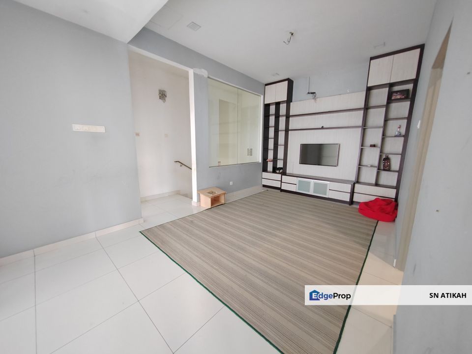 [END LOT RENOVATED EXTENDED] 2 Storey Hyperlink Marbella D’Kayangan, Seksyen 13 Shah Alam, Selangor, Shah Alam