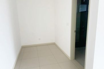 End Lot Double Storey Terrace @ Adenia - Taman Setia Warisan Tropika, Sepang For Rent