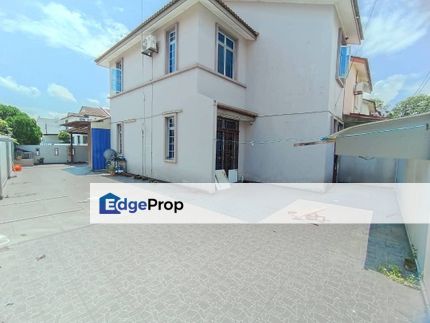 2 Storey House End lot with Land 3b 3b Jalan Indah Taman Bukit Indah, Johor, Johor Bahru