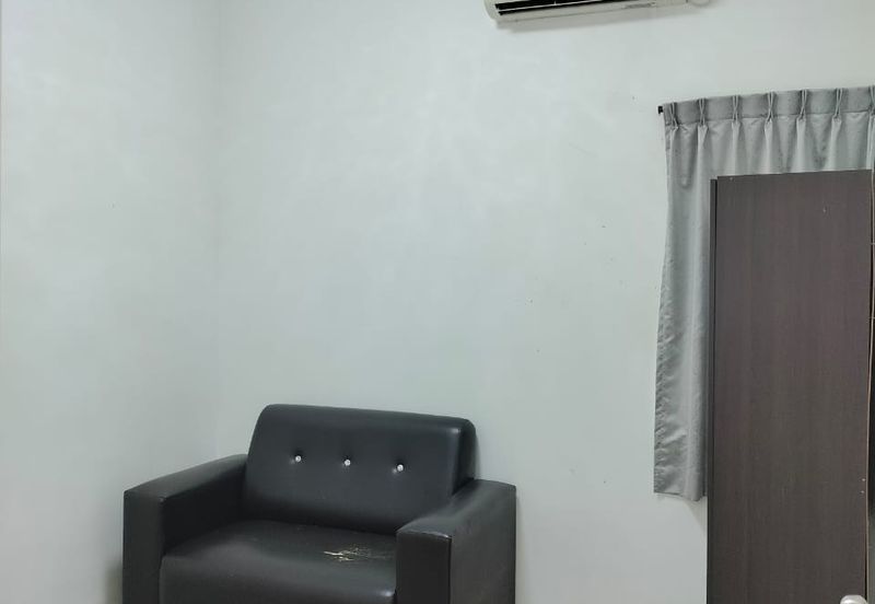 Dedaun Hijau (Greenfield Regency)