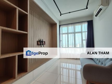 Cheaper price 2room at d'summit for sales , Johor, Johor Bahru