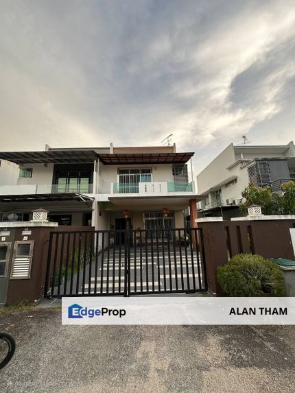 Taman Gaya Precinct 3A cluster house for sales , Johor, Ulu Tiram