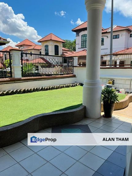 Semi Detached house at Pelangi Indah for sales , Johor, Ulu Tiram