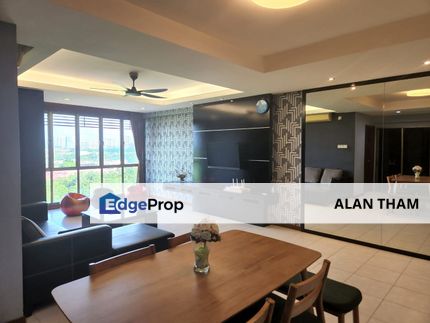 Renovated condo at molek pine 2 for sales , Johor, Johor Bahru