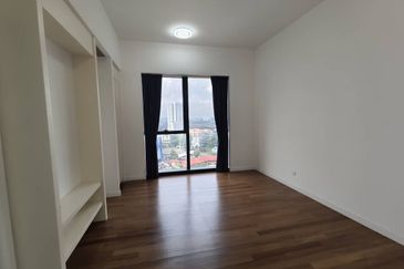 The Astaka @ 1 Bukit Senyum