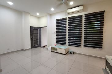 Austin Residence @Taman Mount Austin