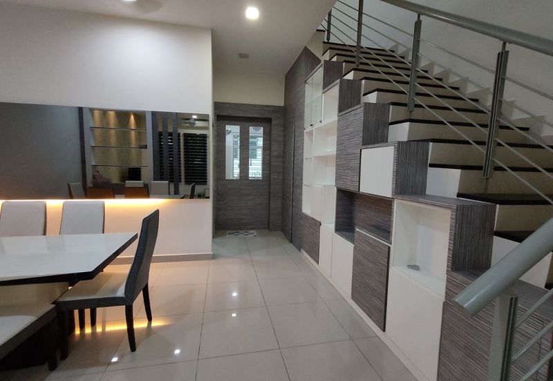 Austin Residence @Taman Mount Austin