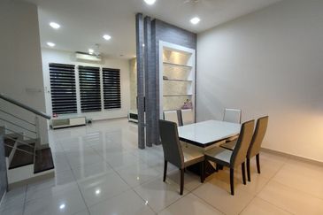 Austin Residence @Taman Mount Austin