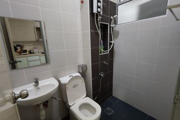 Austin Residence @Taman Mount Austin