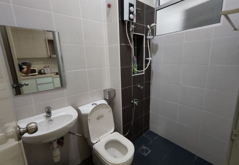 Austin Residence @Taman Mount Austin