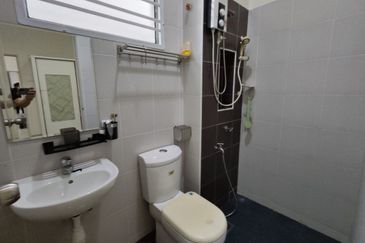 Austin Residence @Taman Mount Austin