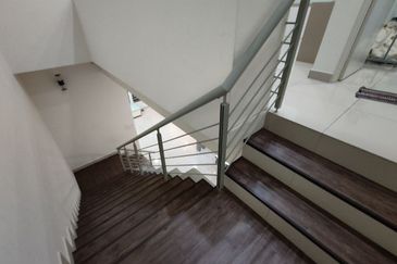 Austin Residence @Taman Mount Austin