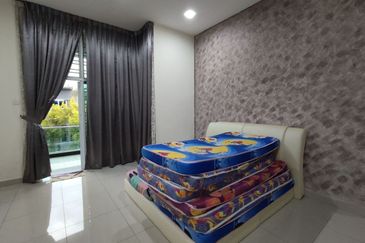 Austin Residence @Taman Mount Austin