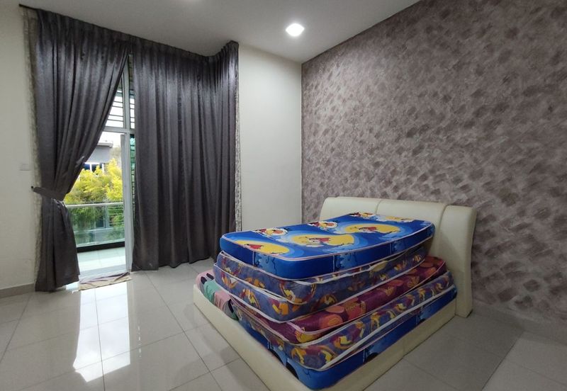 Austin Residence @Taman Mount Austin