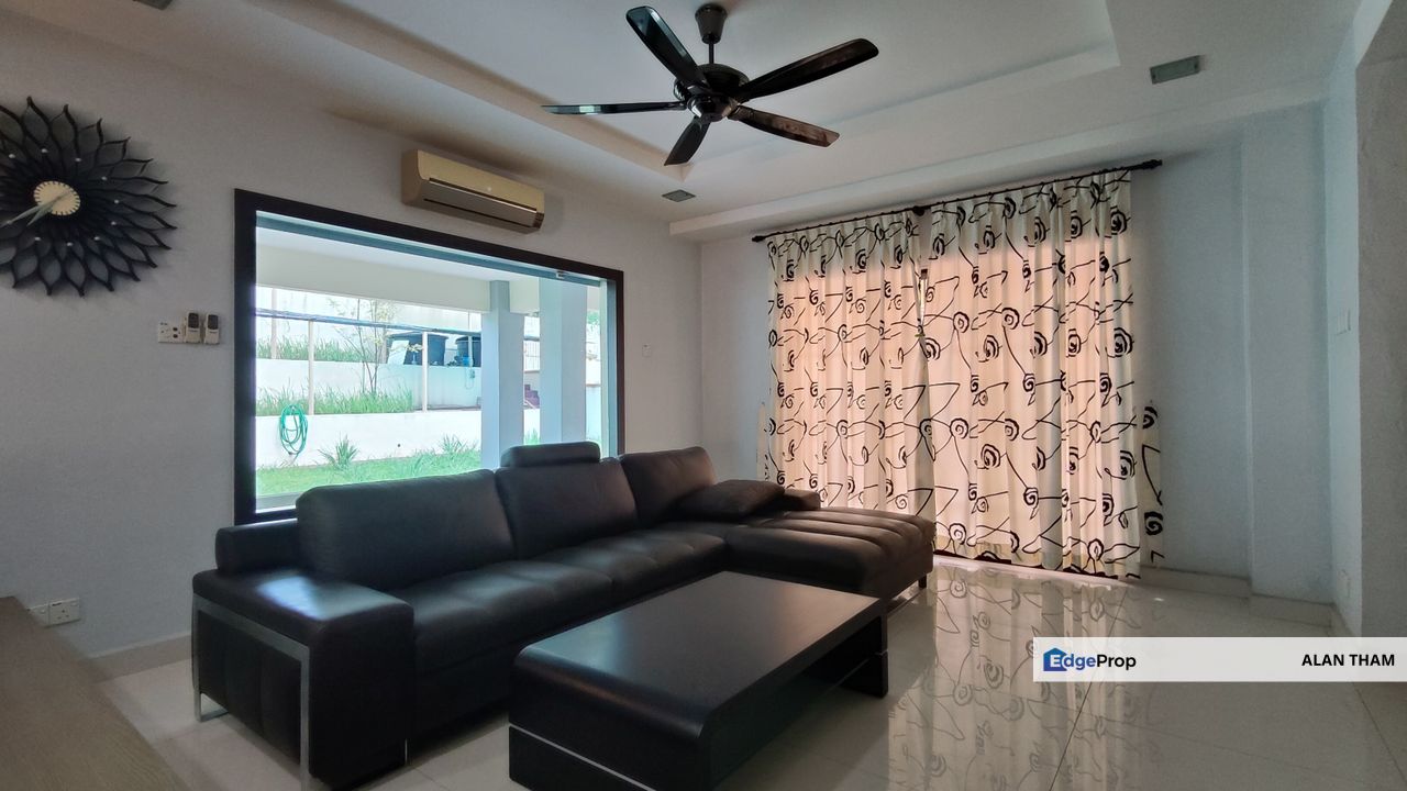 Full Reno Modern Design Bungalow at Taman Bukit Rinting for Sales , Johor, Masai