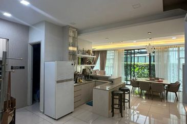 The WaterEdge Residences