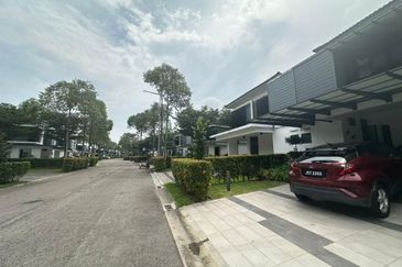 The WaterEdge Residences