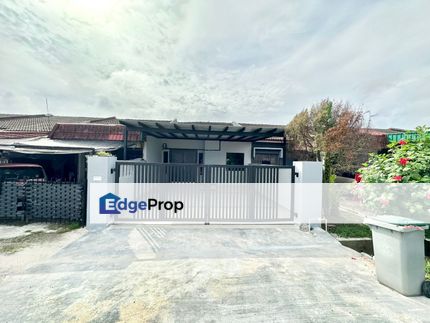 Fully Renovated @ Jalan Penyiaran, Taman Universiti, Skudai, Johor, Skudai