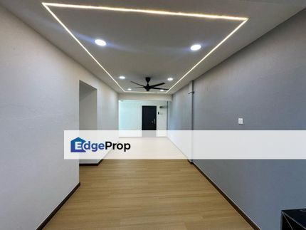 Fully Renovated @ Flat Jalan Bunga Daisi Plentong, Johor, Plentong