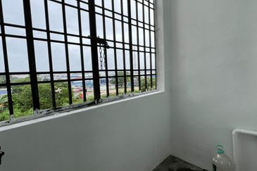 Fully Renovated @ Flat Taman Pulai Utama, Skudai