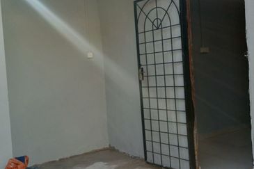 Jalan Semangat 3, Taman Sri Lambak, Kluang