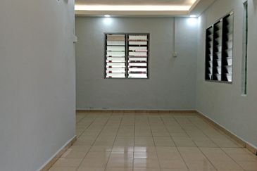 Jalan Semangat 3, Taman Sri Lambak, Kluang