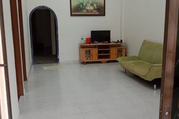 Jalan Bunga Matahari, Taman Masai