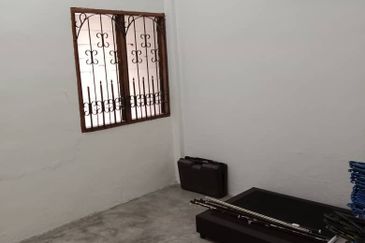 Jalan Bunga Matahari, Taman Masai