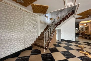 Corner Lot @ Taman Seri Austin, Johor