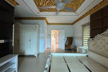 Corner Lot @ Taman Seri Austin, Johor