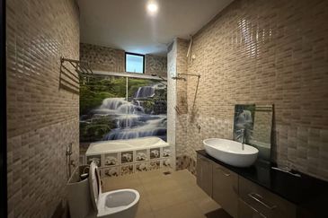 Corner Lot @ Taman Seri Austin, Johor