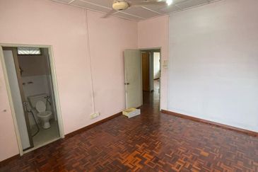 Jalan Belibis, Taman Perling