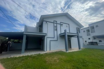 Fully Renovated @ Jalan Scientex Jaya 8, Taman Scientex Senai