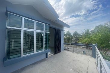 Fully Renovated @ Jalan Scientex Jaya 8, Taman Scientex Senai