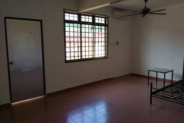 Jalan Mawar xx, Taman Mawar, Pasir Gudang, Johor