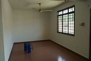 Jalan Mawar xx, Taman Mawar, Pasir Gudang, Johor