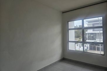 Jalan Jed Sadu, Bandar Baru Seri Alam, Masai