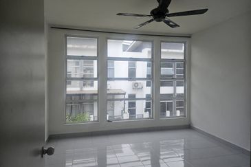 Jalan Jed Sadu, Bandar Baru Seri Alam, Masai