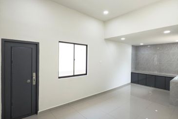 Fully Renovated @ Jalan Mutiara 4, Taman Mutiara, Ulu Tiram