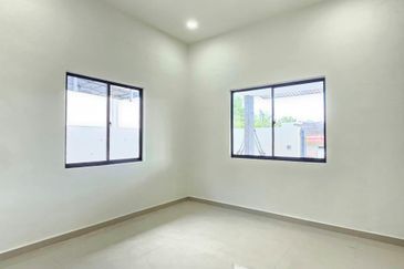 Fully Renovated @ Jalan Mutiara 4, Taman Mutiara, Ulu Tiram