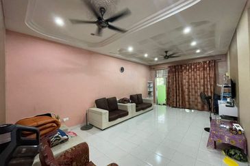 Unblock View @ Jalan Pi 2, Taman Pulai Indah