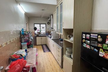 Unblock View @ Jalan Pi 2, Taman Pulai Indah