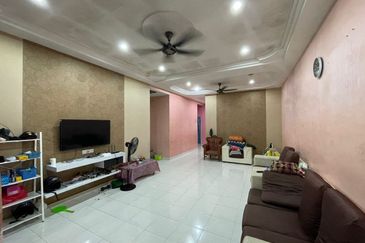 Unblock View @ Jalan Pi 2, Taman Pulai Indah