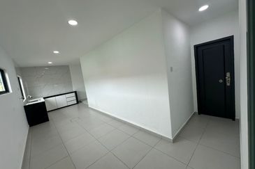 Corner Lot @ Jalan Sawi 2/5, Taman Senai Baru