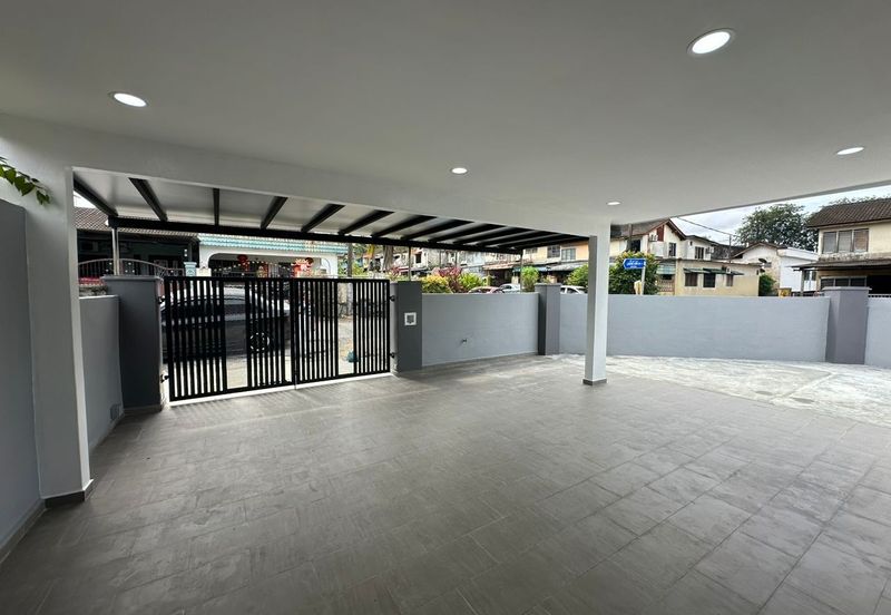 Corner Lot @ Jalan Sawi 2/5, Taman Senai Baru