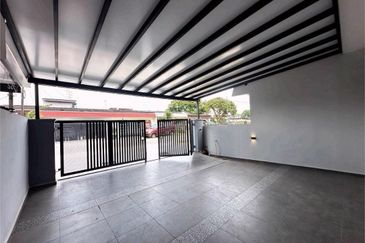 Fully Renovated @ Jalan Belumut, Taman Johor