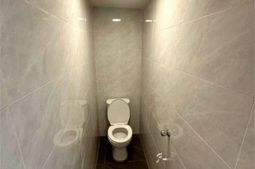 Fully Renovated @ Jalan Belumut, Taman Johor