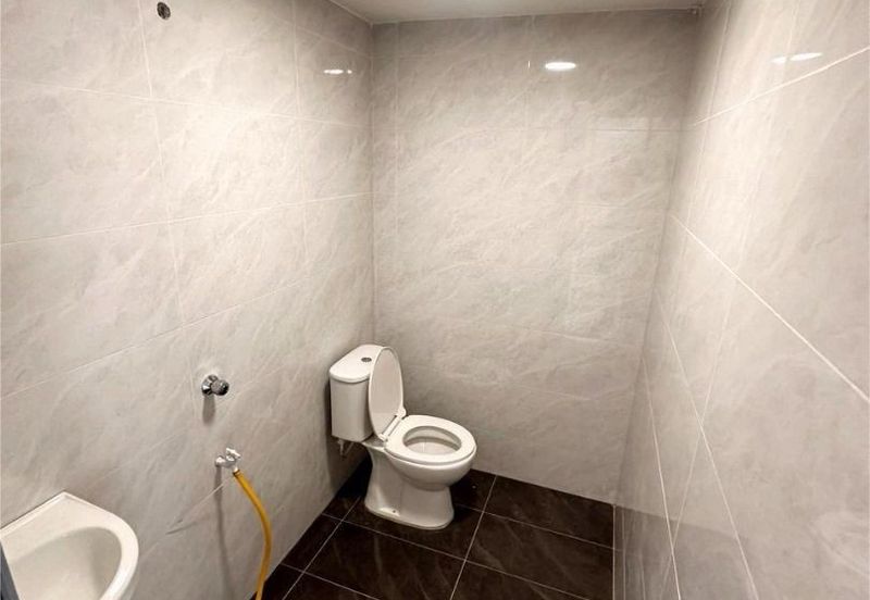 Fully Renovated @ Jalan Belumut, Taman Johor