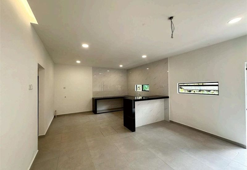 Fully Renovated @ Jalan Belumut, Taman Johor
