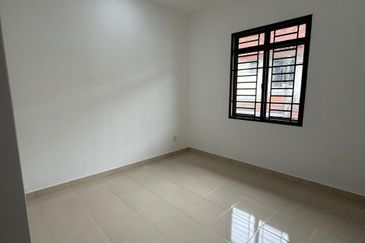 Jalan Perjiranan 10, Bandar Dato Onn